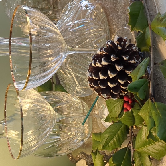 Anthropologie Clear \ Gold Waterfall Coupe Glasses, Set of 2 - Picture 7 of 10